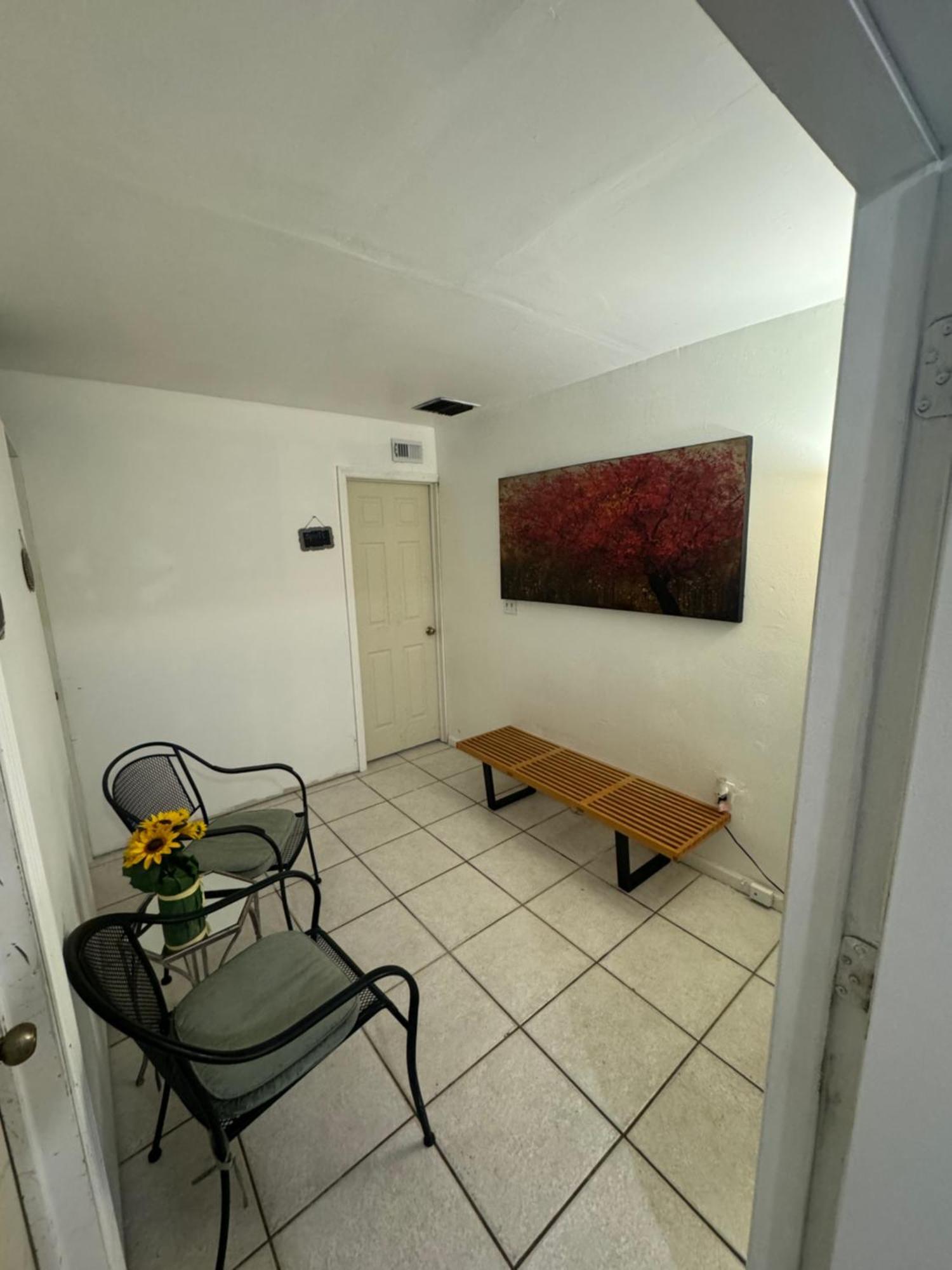 Ludge By Miami Airport Hostel Εξωτερικό φωτογραφία