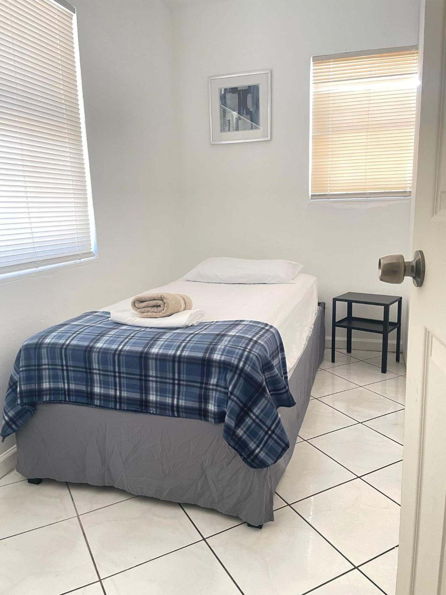 Ludge By Miami Airport Hostel Εξωτερικό φωτογραφία